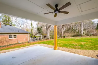 165 Strickland Street, Fairburn, GA 30213 - Photo 10