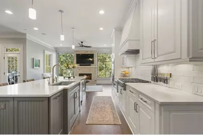 390 Ivy Knoll NE, Atlanta, GA 30342 - Photo 22