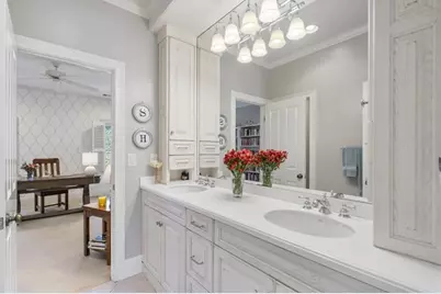 390 Ivy Knoll NE, Atlanta, GA 30342 - Photo 48