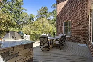 390 Ivy Knoll NE, Atlanta, GA 30342 - Photo 74