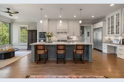 390 Ivy Knoll NE, Atlanta, GA 30342 - Photo 24