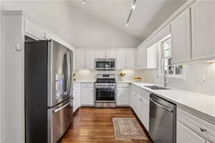 2387 Virginia Pl NE, Atlanta, GA 30305 - Photo 12