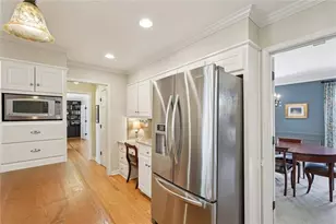 8900 Glen Ferry Dr, Johns Creek, GA 30022 - Photo 24