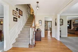 8900 Glen Ferry Dr, Johns Creek, GA 30022 - Photo 6