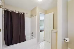 8900 Glen Ferry Dr, Johns Creek, GA 30022 - Photo 48