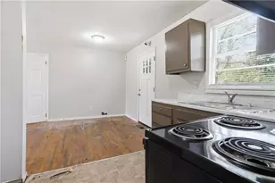 876 Bolton Pl NW, Atlanta, GA 30331 - Photo 8