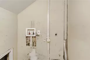 917 Lake Watch Dr, Stone Mountain, GA 30088 - Photo 22