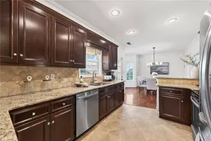 2700 Laurelwood Ln, Alpharetta, GA 30009 - Photo 6