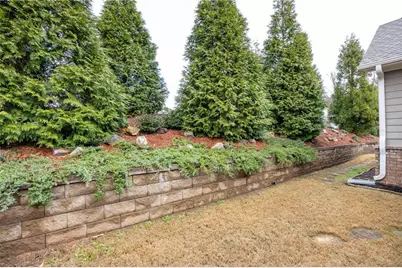 340 Anglewood Avenue, Marietta, GA 30064 - Photo 38