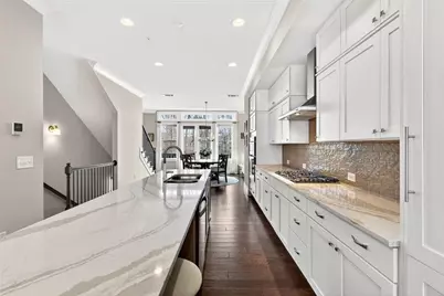 6747 Encore Boulevard, Atlanta, GA 30328 - Photo 8