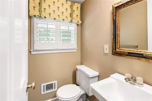 647 Shannon Green Cir SW, Mableton, GA 30126 - Photo 10