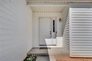 1071 Traymore Dr, Norcross, GA 30093 - Photo 2