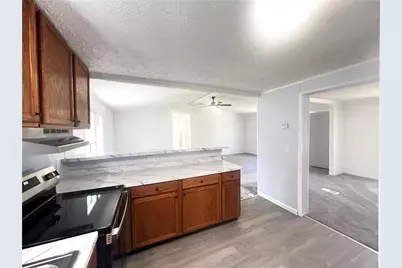 886 Walnut Dr, Monroe, GA 30655 - Photo 6