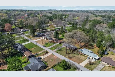 580 Lee Ann Drive SW, Smyrna, GA 30082 - Photo 14