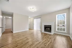 120 Granville Ct, Atlanta, GA 30328 - Photo 4