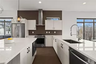 292 Gordon Ave NE, Atlanta, GA 30307 - Photo 14