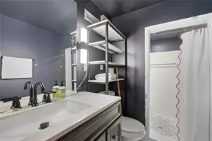 3906 Land O Lakes Dr NE, Atlanta, GA 30342 - Photo 32