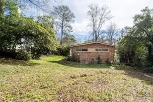 3906 Land O Lakes Dr NE, Atlanta, GA 30342 - Photo 42