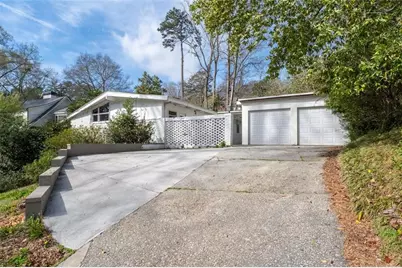 3906 Land O Lakes Drive NE, Atlanta, GA 30342 - Photo 38