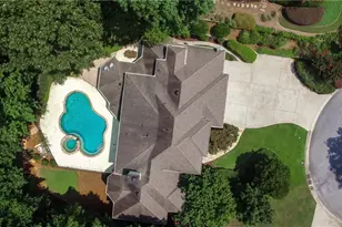 860 Carlton Ridge NE, Atlanta, GA 30342 - Photo 2