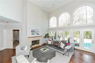 860 Carlton Ridge NE, Atlanta, GA 30342 - Photo 8