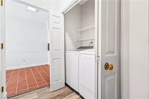 1160 Windsor Pkwy, Atlanta, GA 30319 - Photo 10