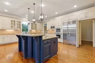 560 Arcaro Dr, Alpharetta, GA 30004 - Photo 12