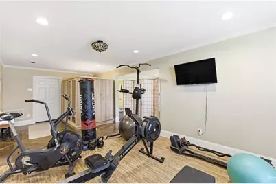 934 Glenwood Drive, Gainesville, GA 30501 - Photo 40