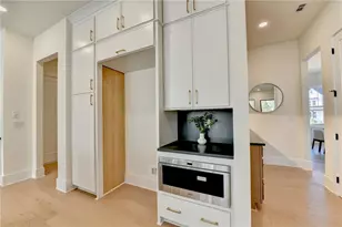 4275 Hawthorn Cir, Alpharetta, GA 30022 - Photo 48