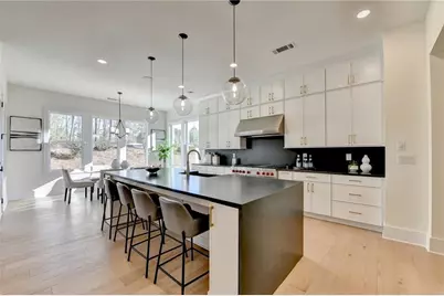 4275 Hawthorn Circle, Alpharetta, GA 30022 - Photo 2