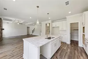 6137 Black Pear Ln, Gainesville, GA 30506 - Photo 8