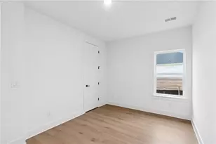 1041 Pine Bark Ln, Canton, GA 30114 - Photo 14