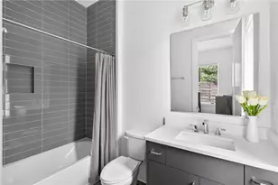 4005 Hazel Nut Ln, Atlanta, GA 30342 - Photo 12