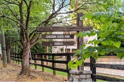 4005 Hazel Nut Lane, Atlanta, GA 30342 - Photo 50