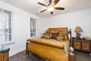 963 S On Main Dr, Woodstock, GA 30188 - Photo 4