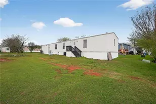 100 Lake Haven Dr, Hampton, GA 30228 - Photo 2