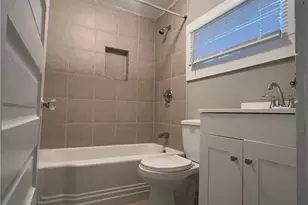 21 Quarry St, Gainesville, GA 30501 - Photo 6