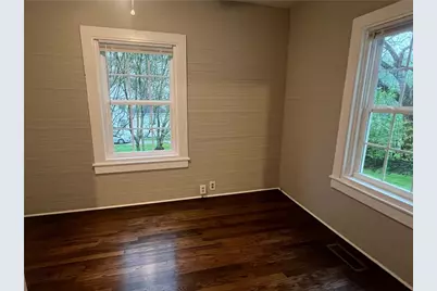 21 Quarry Street, Gainesville, GA 30501 - Photo 4