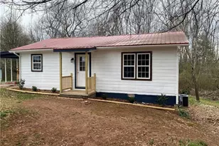 2629 Carl Dr, Gainesville, GA 30506 - Photo 1