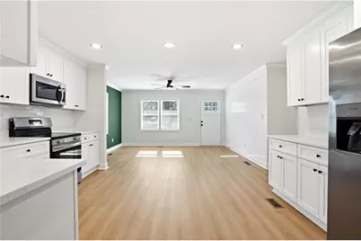 127 Perry Street, Loganville, GA 30052 - Photo 8