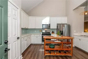 704 Gardenside Cir SE, Marietta, GA 30067 - Photo 16