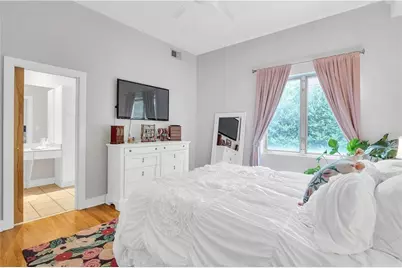 15 Waddell Street NE #204, Atlanta, GA 30307 - Photo 2