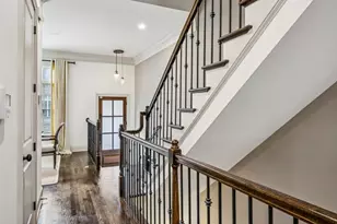 499 Ansley Ct NE, Atlanta, GA 30324 - Photo 2