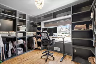 3811 N Stratford Rd NE, Atlanta, GA 30342 - Photo 24