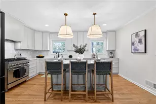 3811 N Stratford Rd NE, Atlanta, GA 30342 - Photo 4