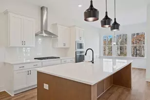 8340 Creekside Overlook Dr, Gainesville, GA 30506 - Photo 12