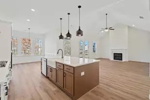 8340 Creekside Overlook Dr, Gainesville, GA 30506 - Photo 8