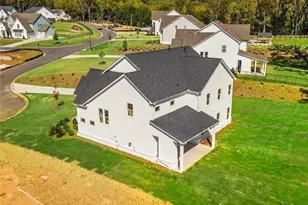 8415 Beryl Overlook, Gainesville, GA 30506 - Photo 2