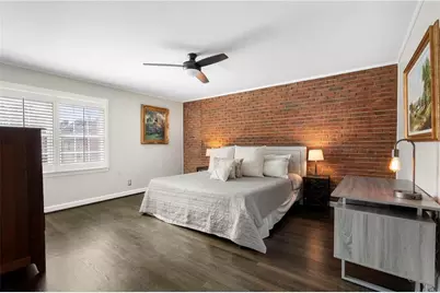 14 Sycamore Square, Decatur, GA 30030 - Photo 18