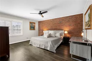 14 Sycamore Square, Decatur, GA 30030 - Photo 18